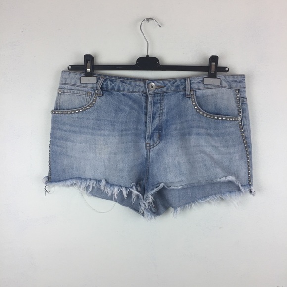 Band of Gypsies Pants - Band of Gypsies Rose Distressed Studded Jean Short